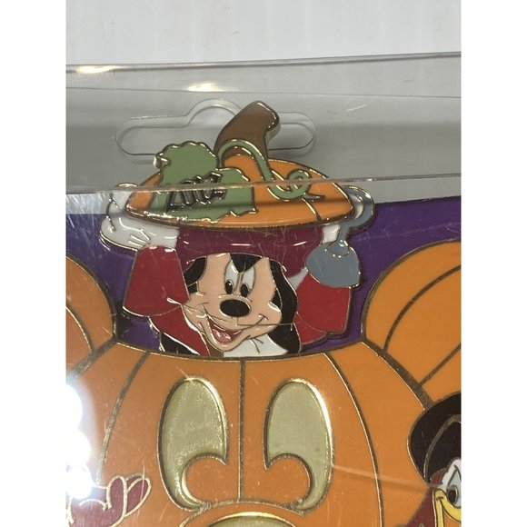 DISNEY DISNEYPARKS.COM STORE EXCLUSIVE HALLOWEEN 2012 JUMBO VILLAINS PIN LE 500 - Picture 5 of 6
